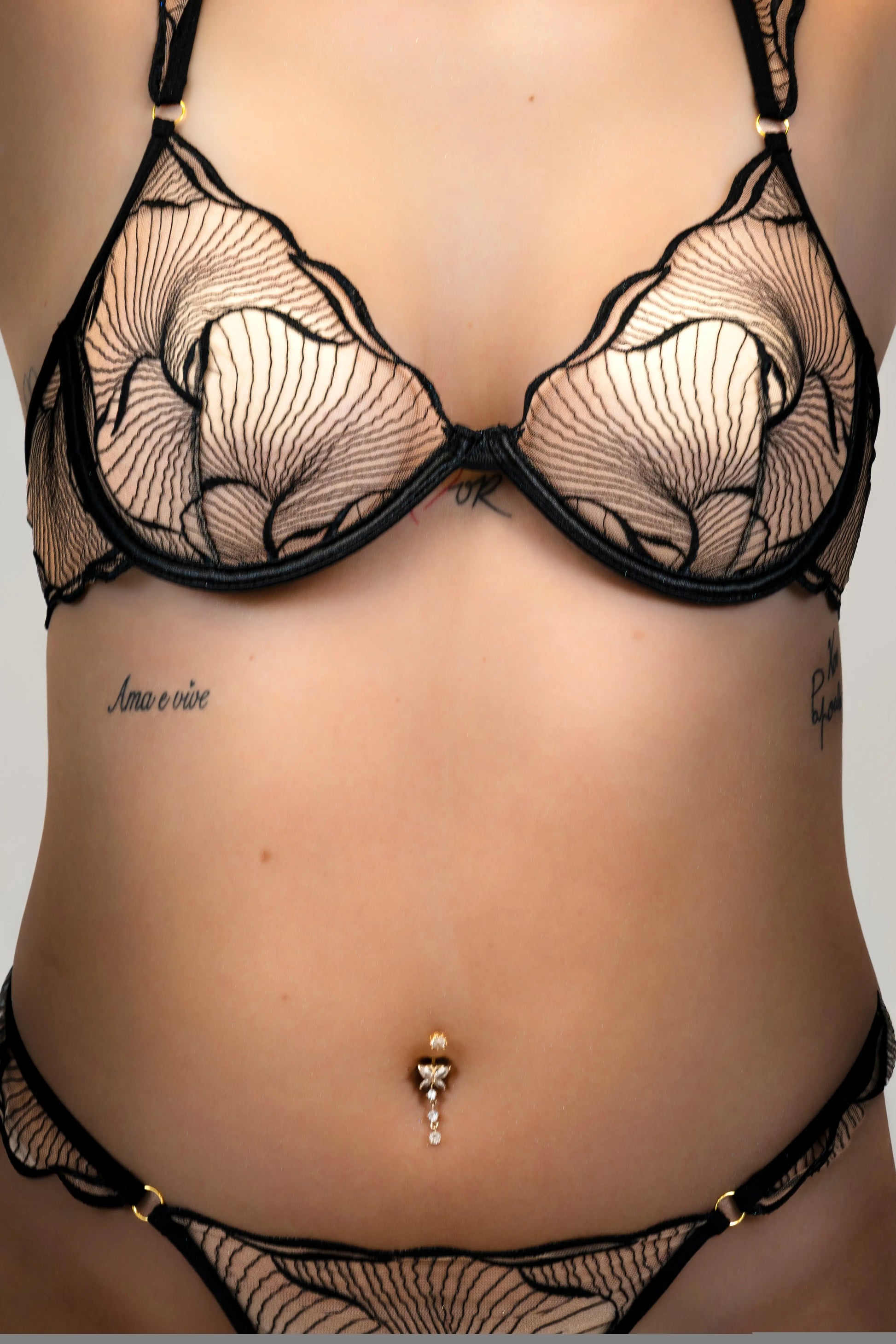 Two-piece lingerie set with transparent beige tulle and black embroidery Guo Weiling