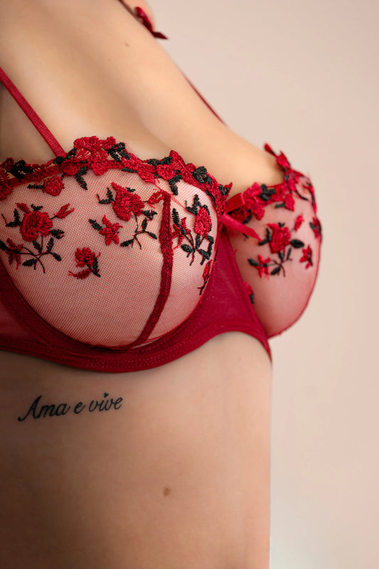 Two-piece red lingerie set transparent with floral pattern. OvanieLingerie