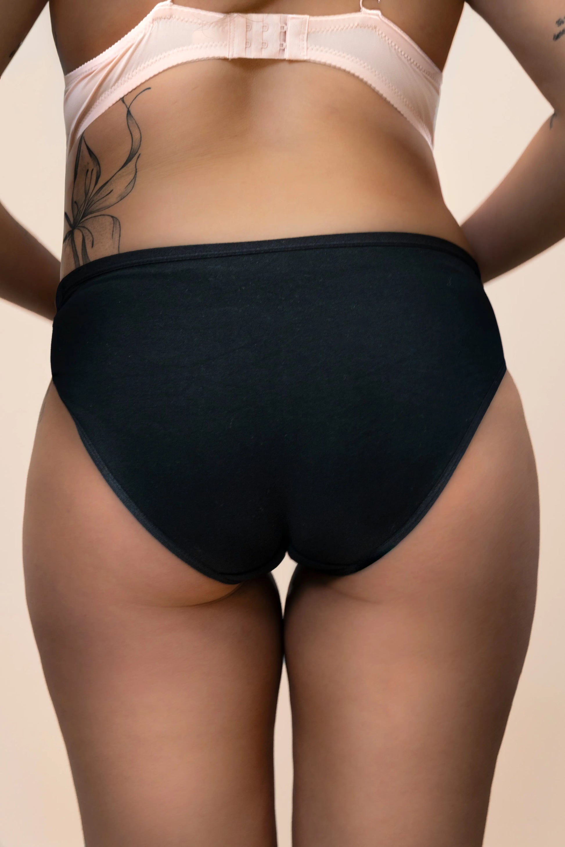 black panties low-rise OvanieLingerie