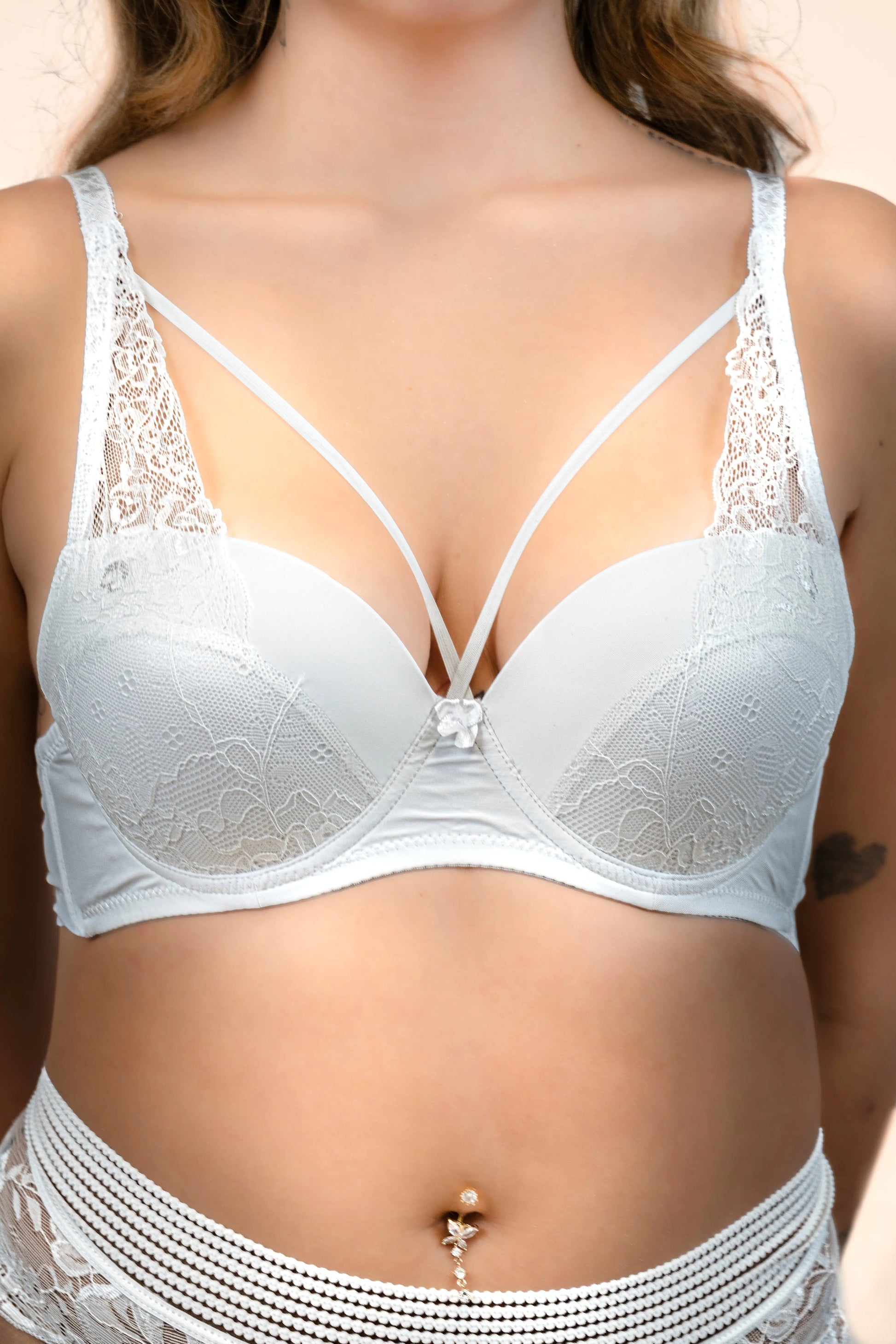 Comfortable push-up bra with lace detail OvanieLingerie